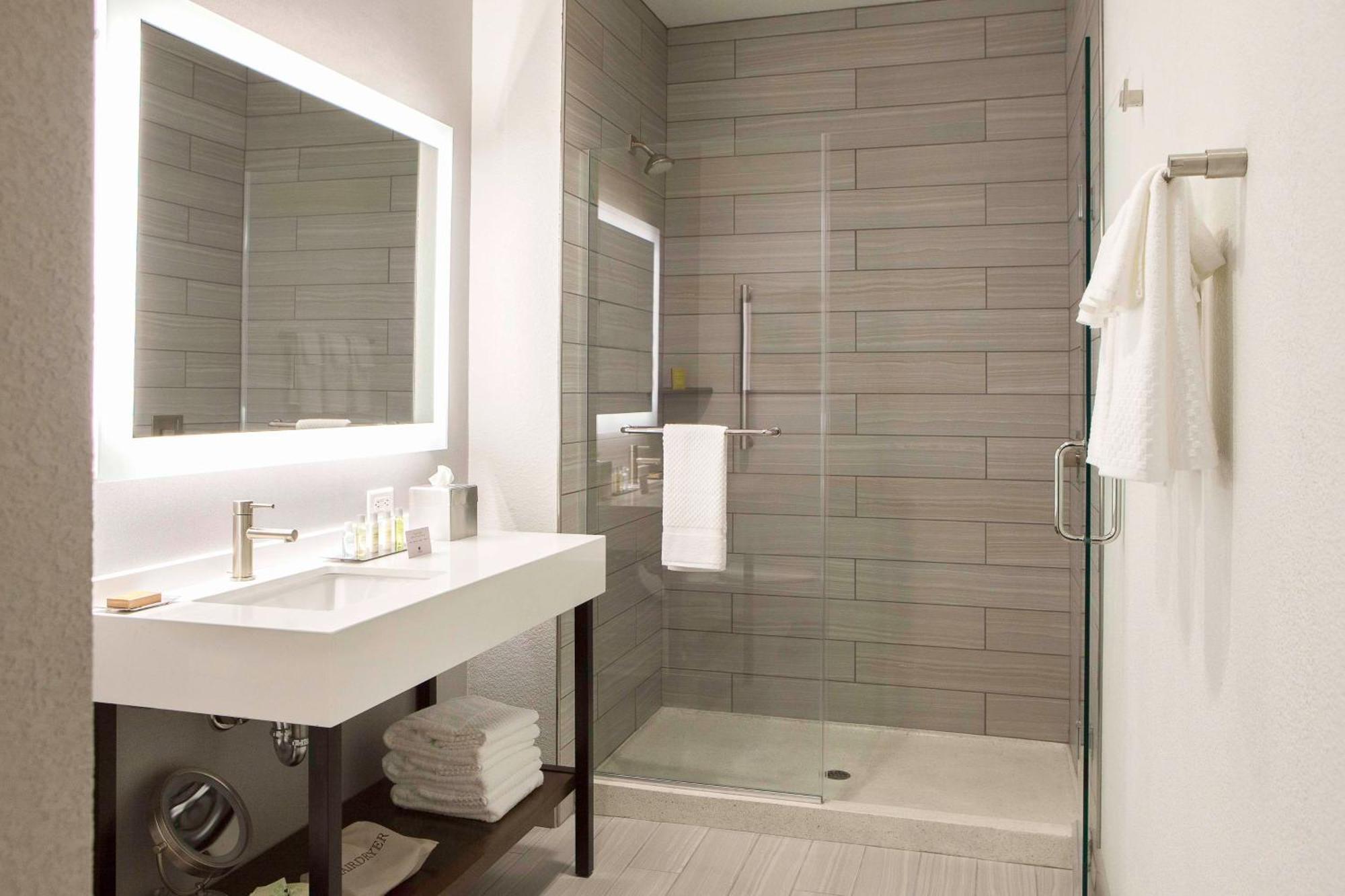 Hilton Garden Inn Minneapolis - University Area Kültér fotó